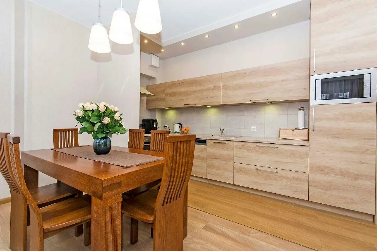 Gold - Neptun Park By Oneapartments Gdansk Apartment